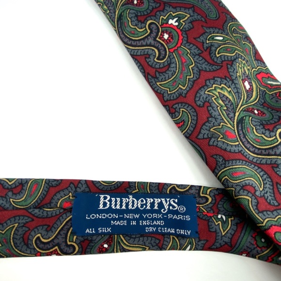Burberry’s London men’s all silk neck tie. - Picture 4 of 4
